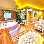 Otel Real King Residance