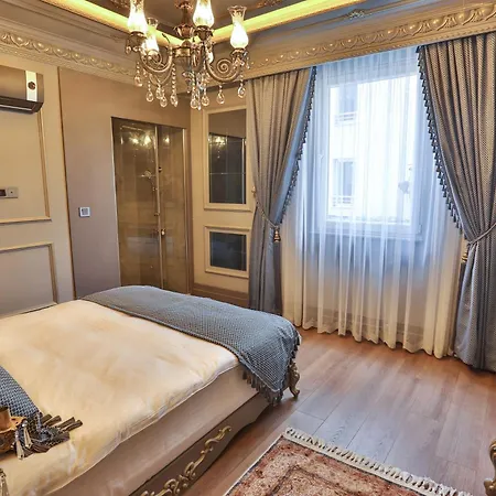 Real King Hotel