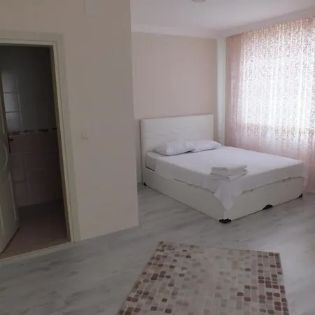 Real King Residance Отель 4*