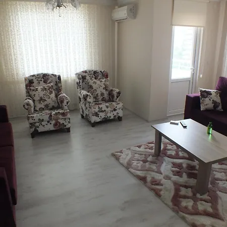 Real King Residance Отель