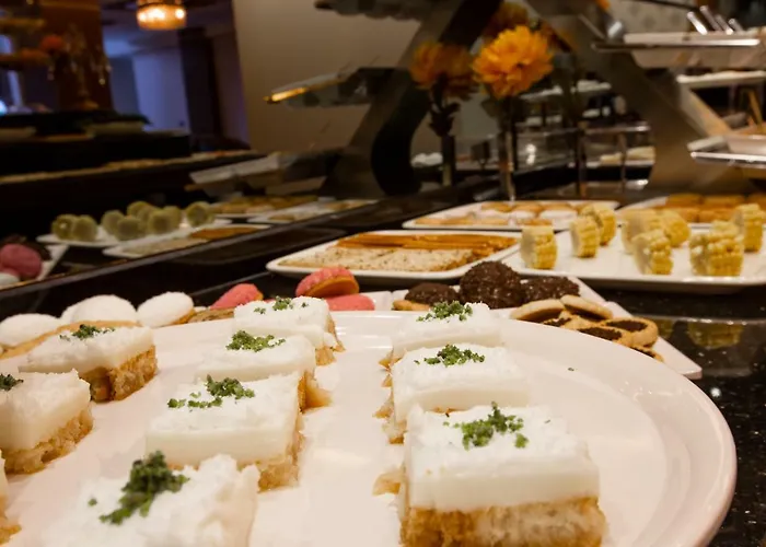 Real King Residance 4*