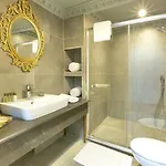 Real King Residance 트라존