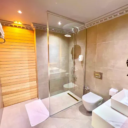 Otel Real King Residance Trabzon