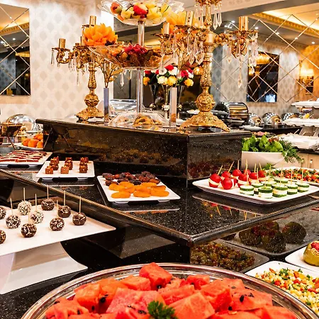 Hotel Real King Residance 4*