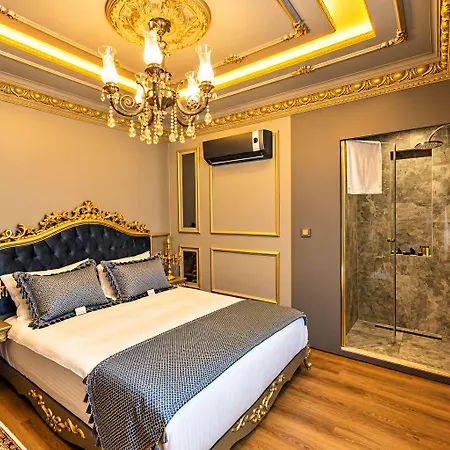 Hotel Real King Residance 4*