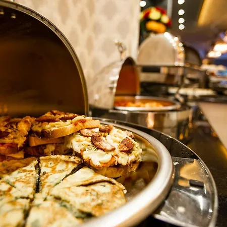 Real King Residance فندق 4*