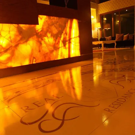 Real King Residance Otel 4*