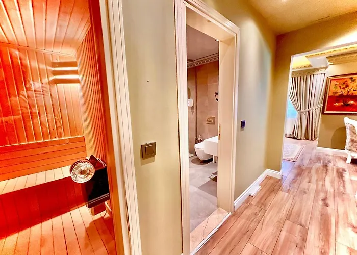 Hotell Real King Residance 4*