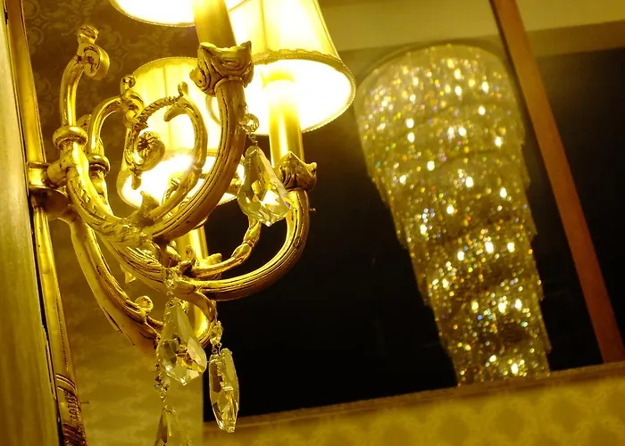 Real King Residance Hotell