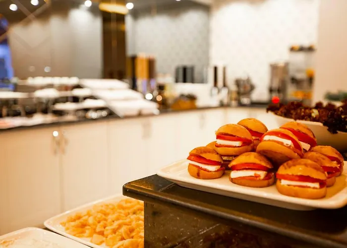 Hotell Real King Residance 4*