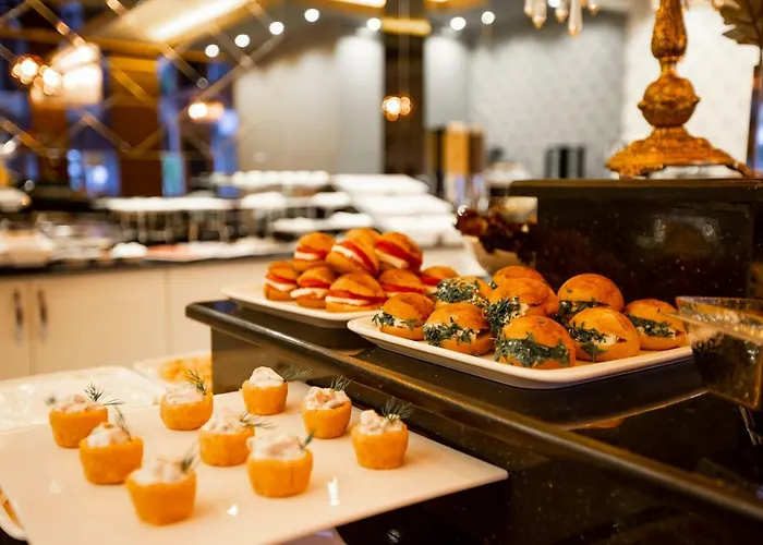 Real King Residance Hotel 4*